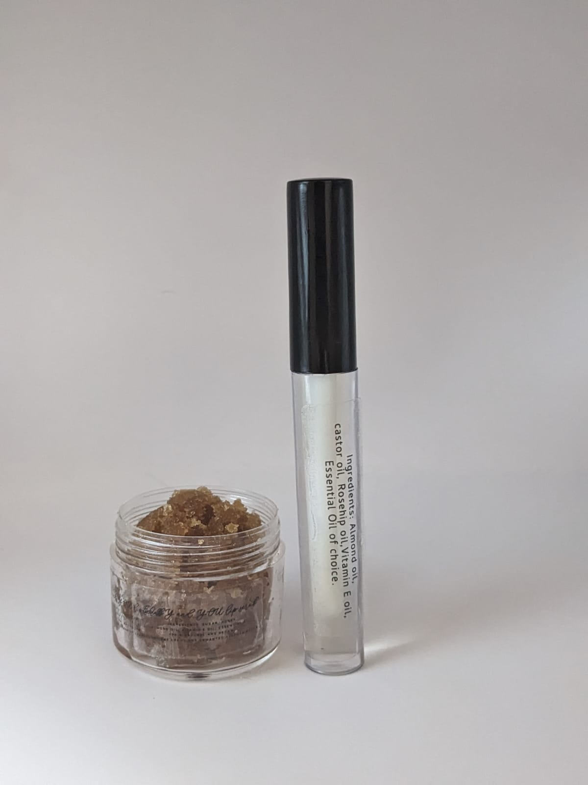 Ultimate Lip Care  LIP Scrub & Oil